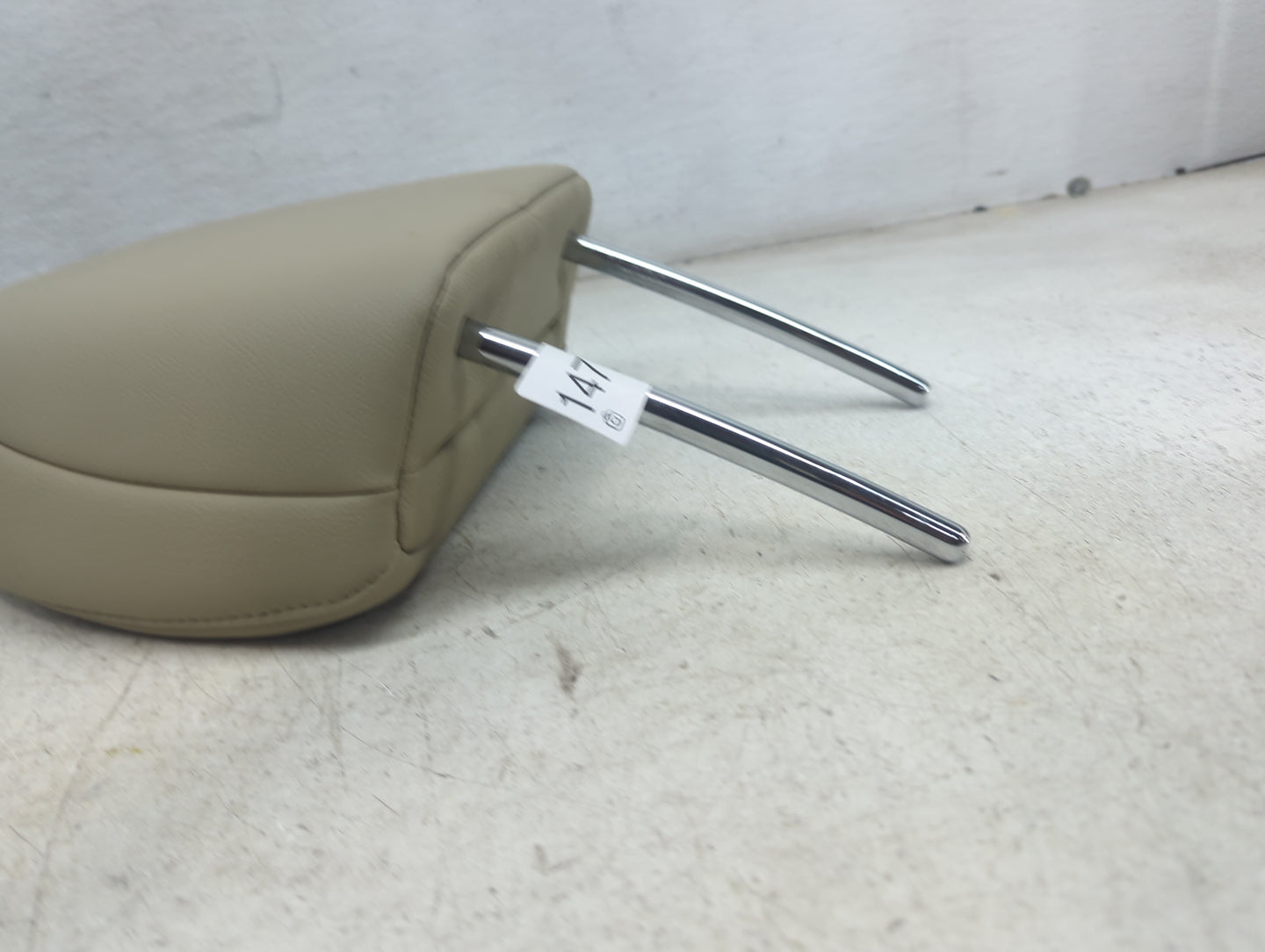 2016 Acura Rdx Headrest Head Rest Front Driver Passenger Seat Fits OEM Used Auto Parts - Oemusedautoparts1.com