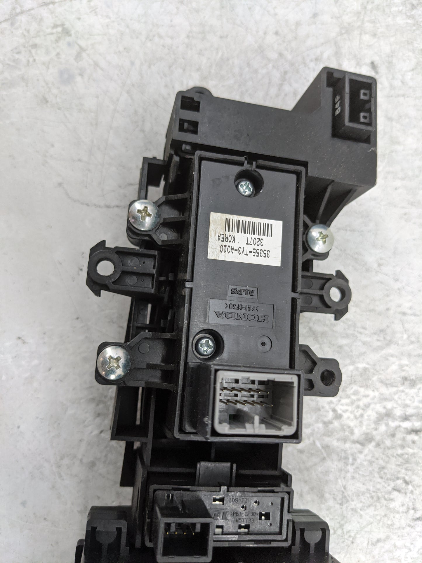 2016 Acura Rlx Floor Console Assembly Shifter - Oemusedautoparts1.com