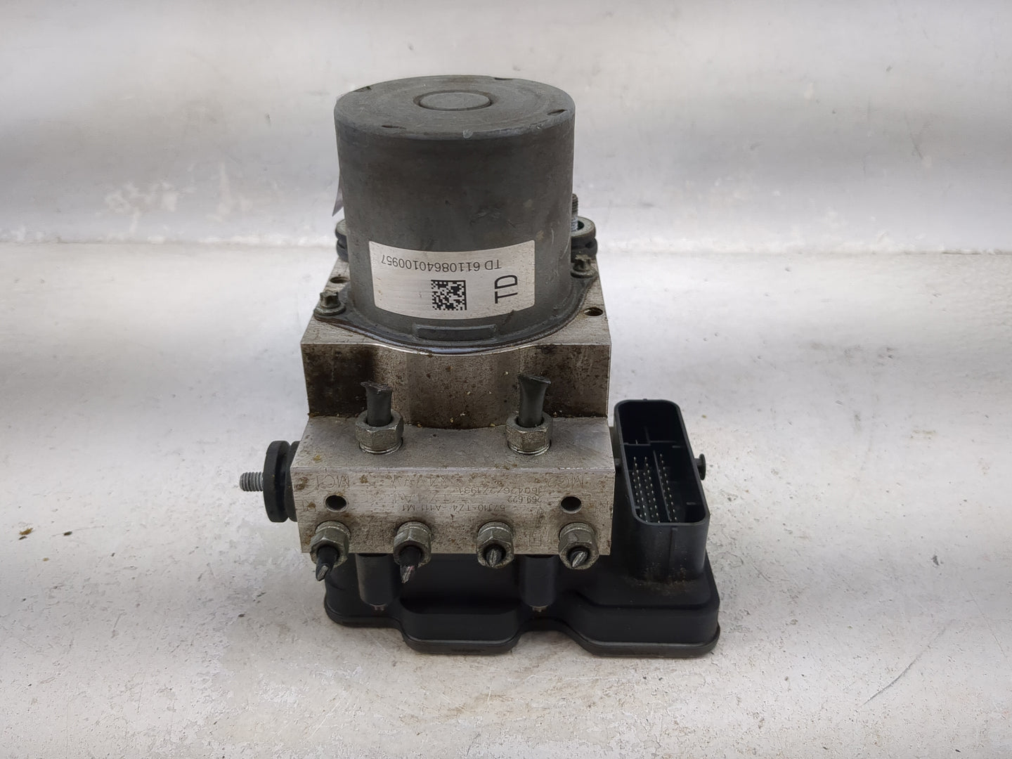 2015-2018 Acura Tlx ABS Pump Control Module Replacement P/N:TD61108640100957 Fits Fits 2015 2016 2017 2018 OEM Used Auto Par