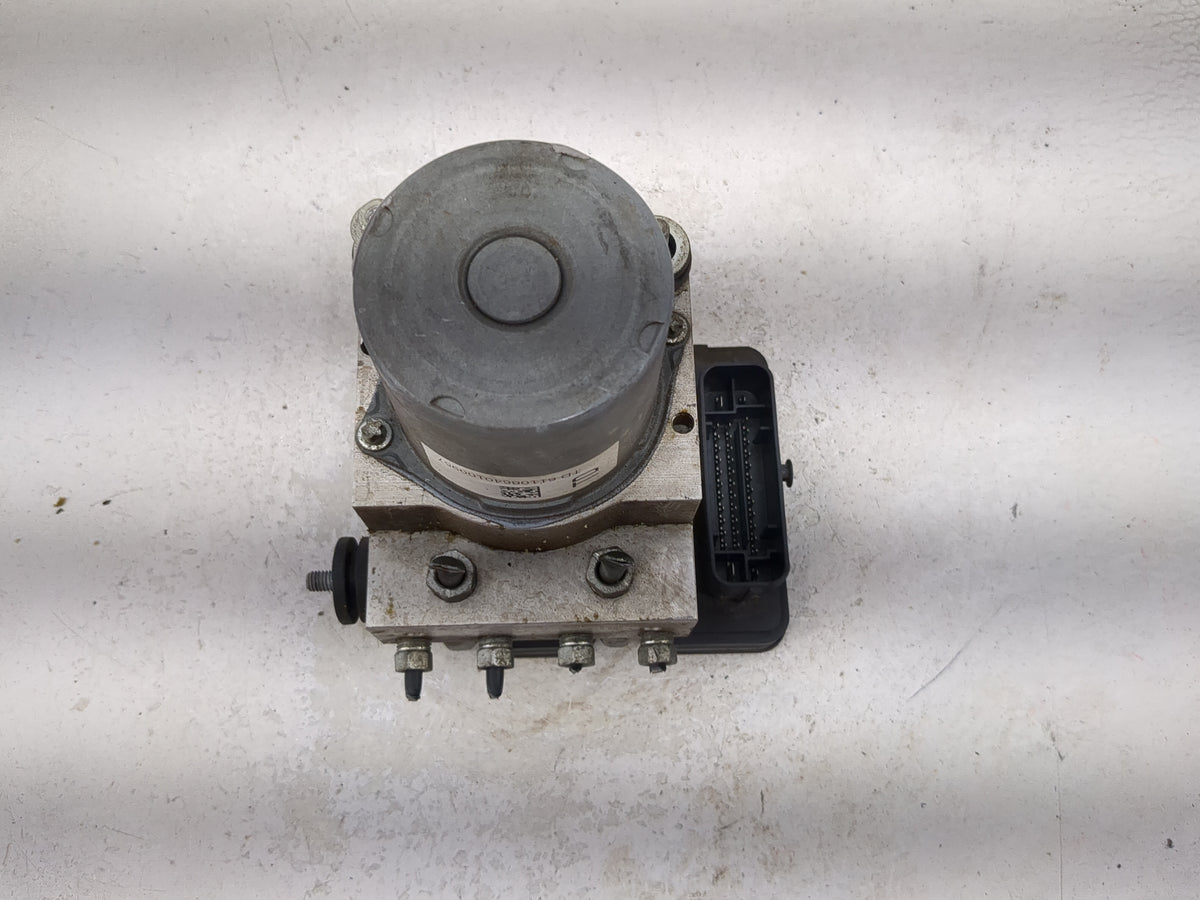 2015-2018 Acura Tlx Anti-Lock Brake ABS Pump Module Actuator OEM P/N:TD61108640100957 Fits Fits 2015 2016 2017 2018 OEM Used
