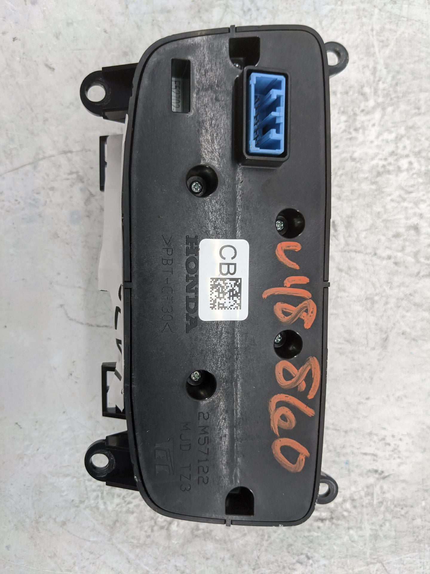 2015-2018 Acura Tlx Radio AM FM Cd Player Receiver Replacement P/N:2M57122 MJD, TZ3 Fits Fits 2015 2016 2017 2018 OEM Used A