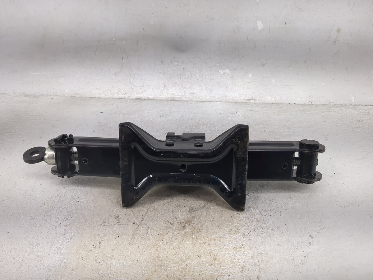 2016 Acura Tlx Spare Scissor Car Jack Black - Oemusedautoparts1.com