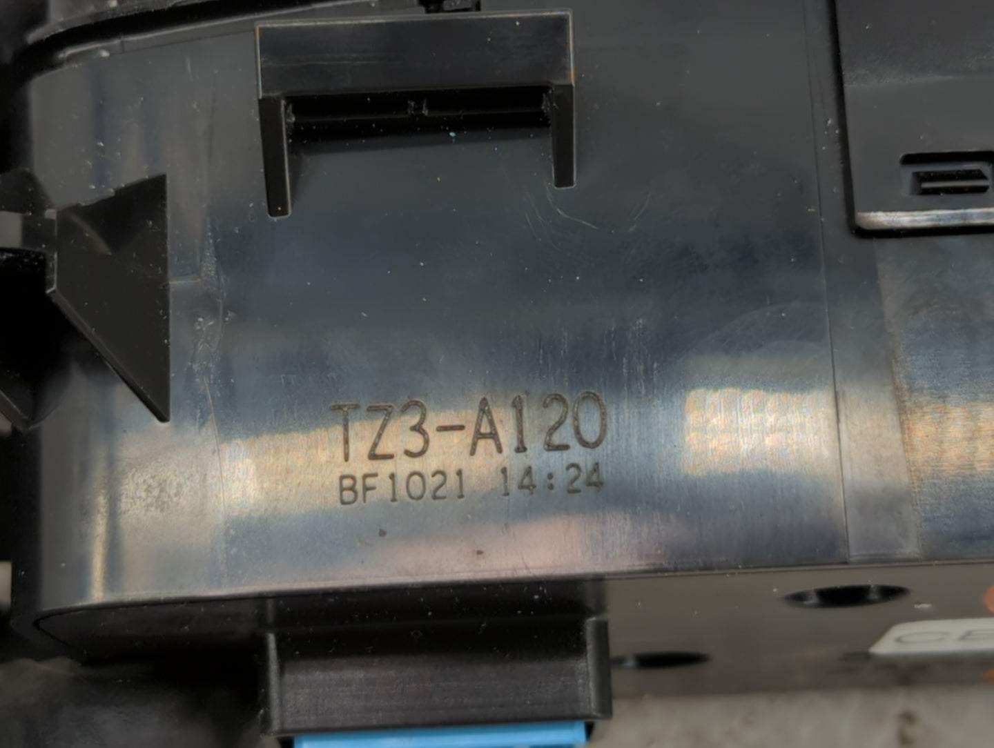 2015-2017 Acura Tlx Am Fm Cd Player Radio Receiver - Oemusedautoparts1.com