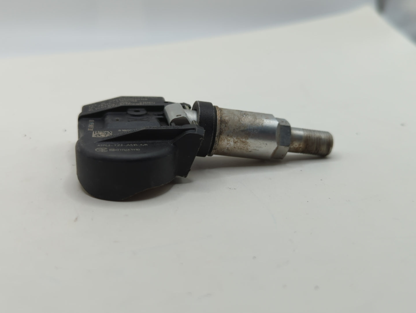 2016 Acura Tlx Tire Pressure Monitoring System Sensor Tpms - Oemusedautoparts1.com