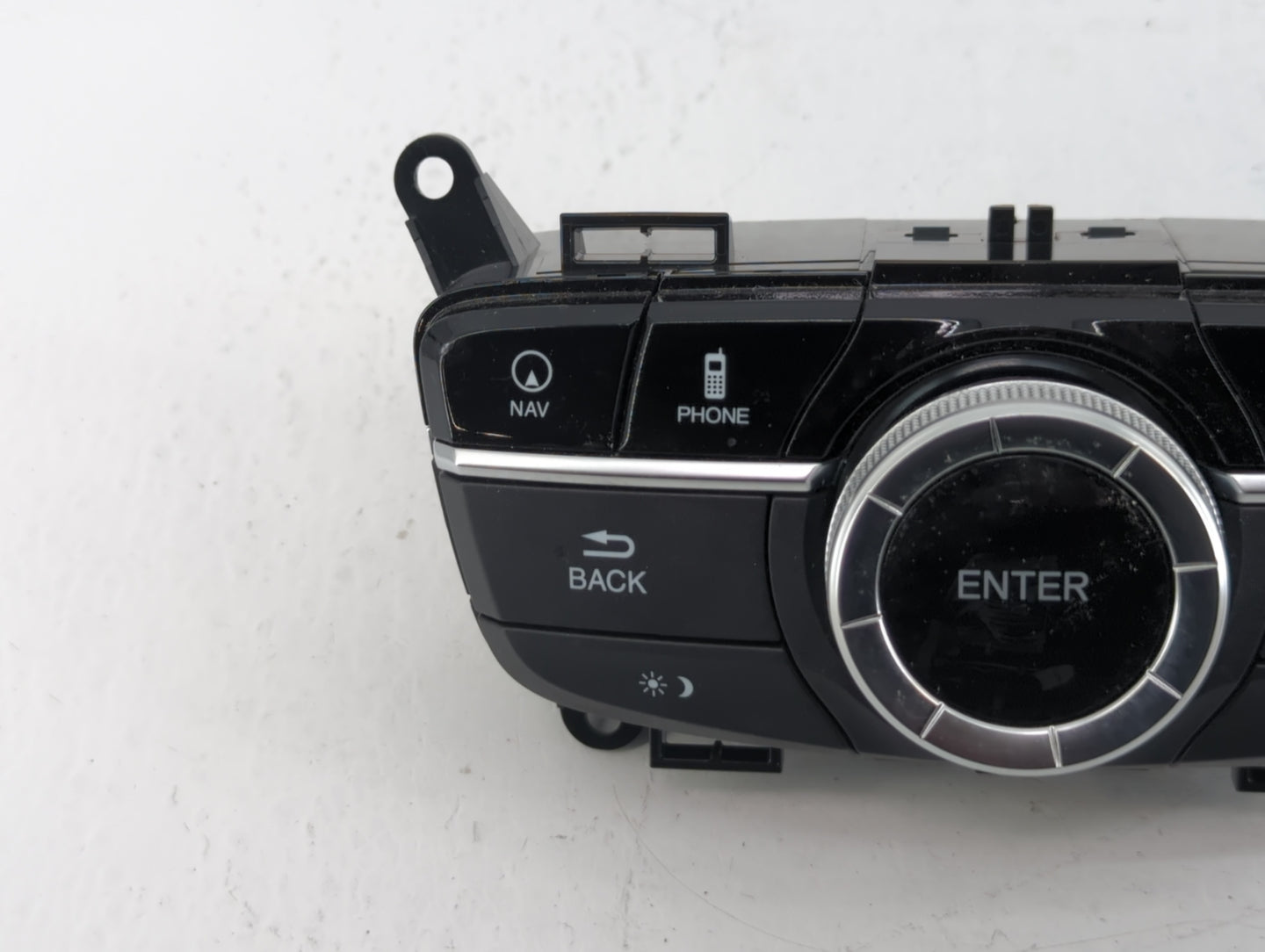 2015-2018 Acura Tlx Radio AM FM Cd Player Receiver Replacement P/N:TZ3-A120 Fits Fits 2015 2016 2017 2018 OEM Used Auto Part