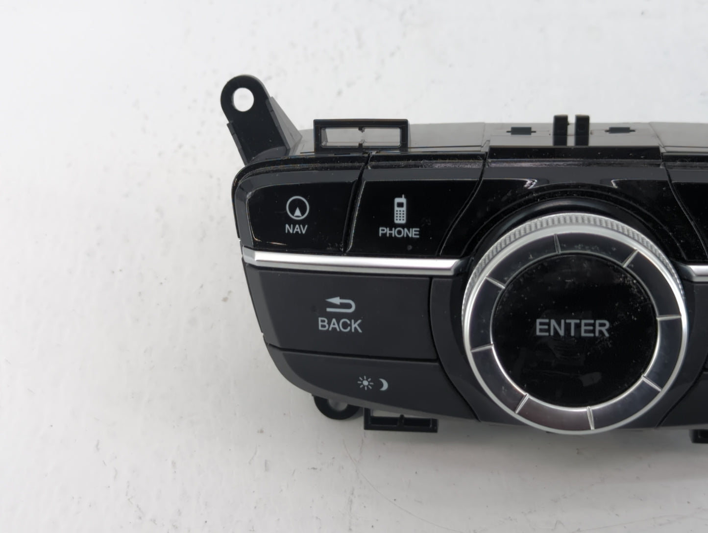 2015-2018 Acura Tlx Radio AM FM Cd Player Receiver Replacement P/N:TZ3-A120 Fits Fits 2015 2016 2017 2018 OEM Used Auto Part