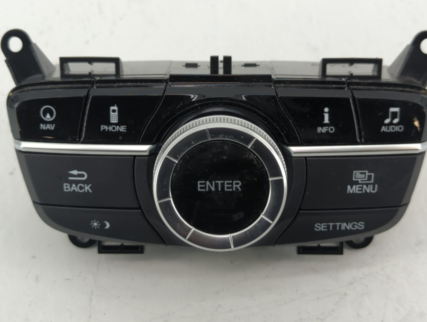 2015-2018 Acura Tlx Radio AM FM Cd Player Receiver Replacement P/N:TZ3-A120 Fits Fits 2015 2016 2017 2018 OEM Used Auto Part