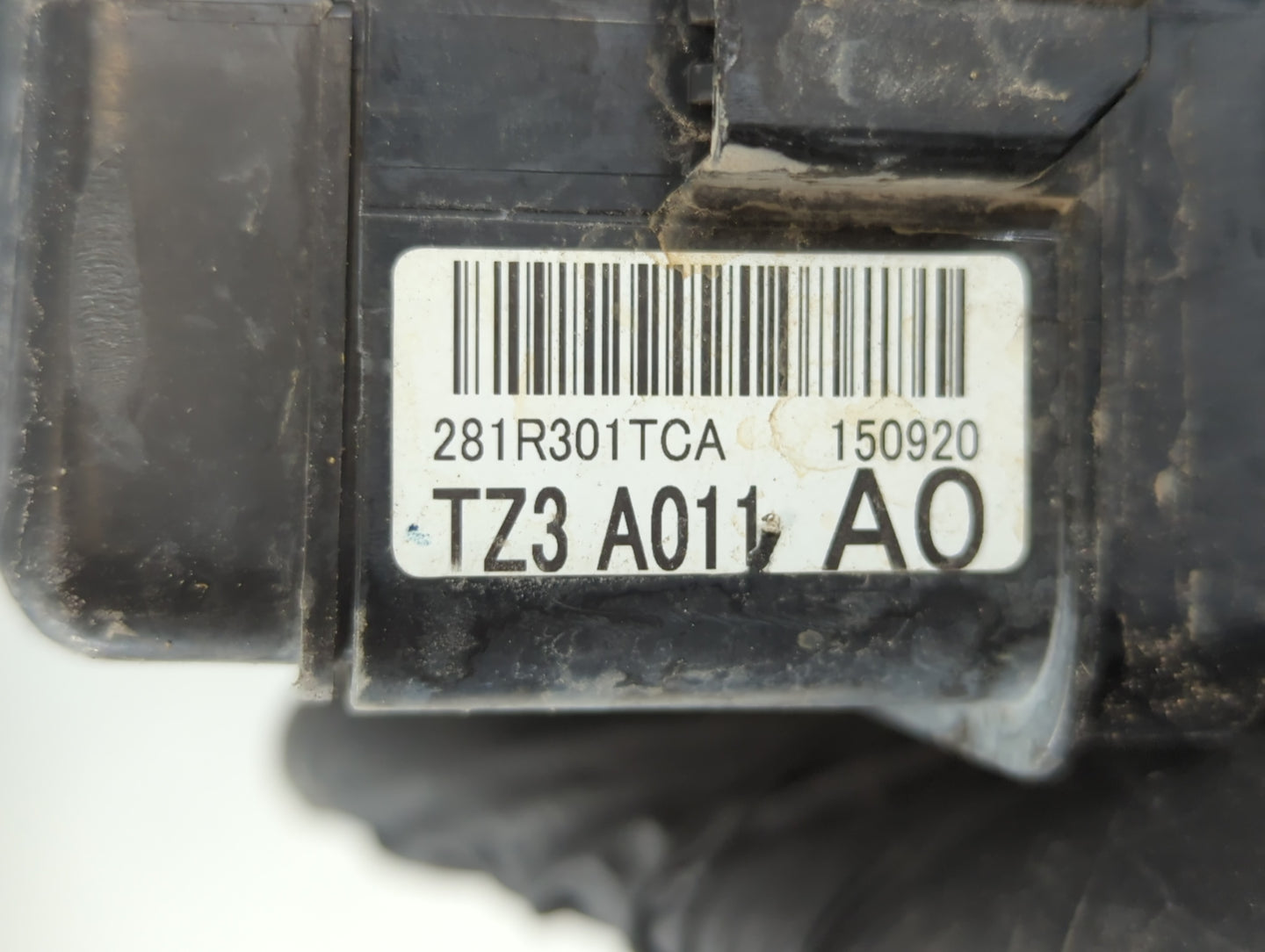2018-2020 Acura Tlx Fusebox Fuse Box Panel Relay Module P/N:150920 281R301TCA, TZ3 A011 A0 Fits Fits 2018 2019 2020 OEM Used