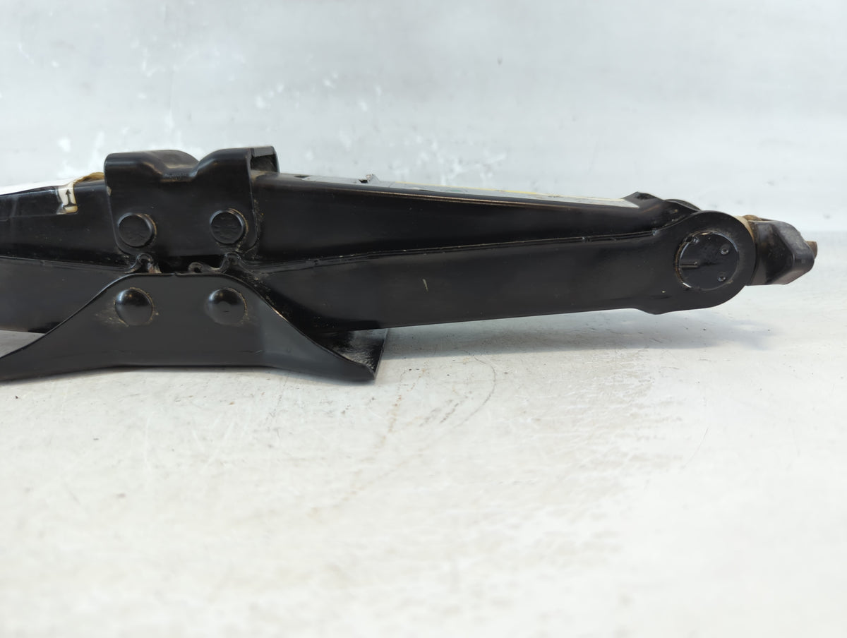 2016 Audi A3 Spare Scissor Car Jack 1071345 - Oemusedautoparts1.com