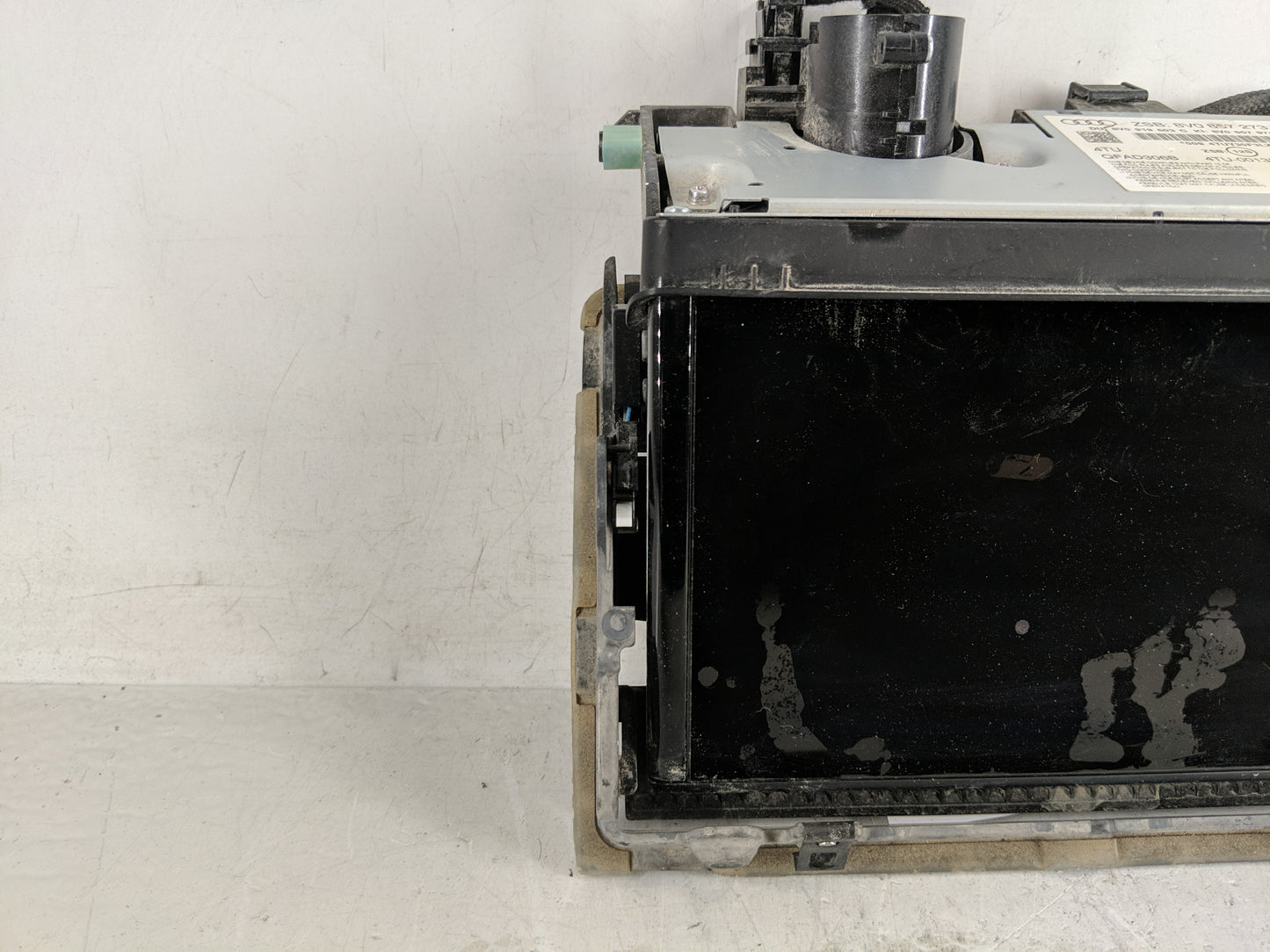 2015-2017 Audi A3 Information Display Screen 1186871 - Oemusedautoparts1.com