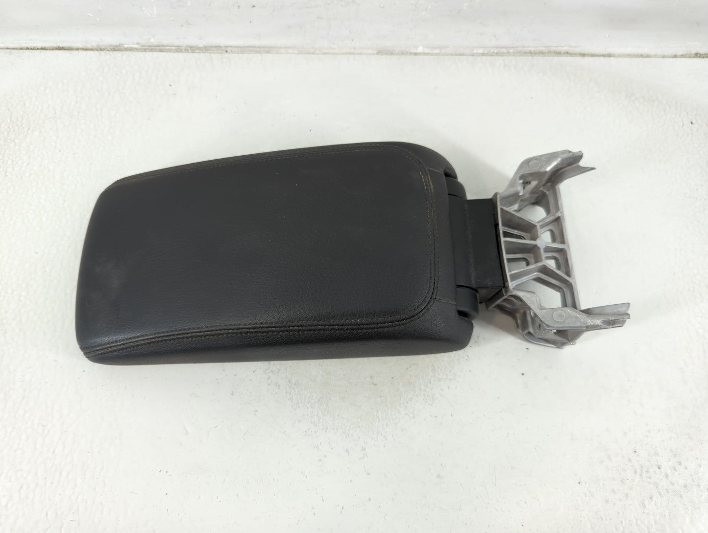 2015-2017 Audi A3 Center Console Armrest Cover Lid Fits Fits 2015 2016 2017 2018 OEM Used Auto Parts - Oemusedautoparts1.com