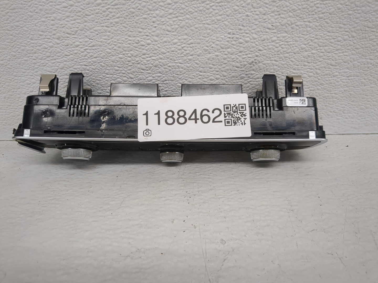 2015-2018 Audi A3 Climate Control Module Temperature AC/Heater Replacement P/N:8V0 820 043 C Fits Fits 2015 2016 2017 2018 O