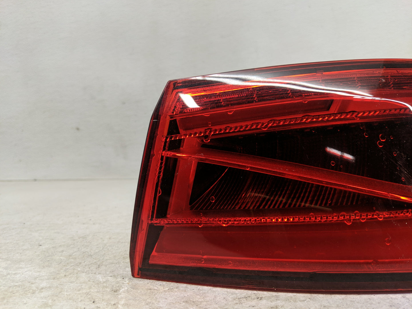 2015-2016 Audi A3 Passenger Right Side Deck Lid Mounted Tail Light - Oemusedautoparts1.com