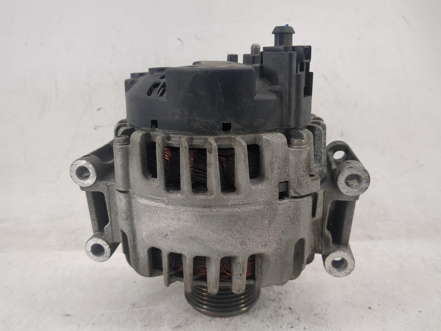 2015-2018 Audi A3 Alternator Replacement Generator Charging Assembly Engine OEM P/N:TG14C041 2611730G Fits OEM Used Auto Par