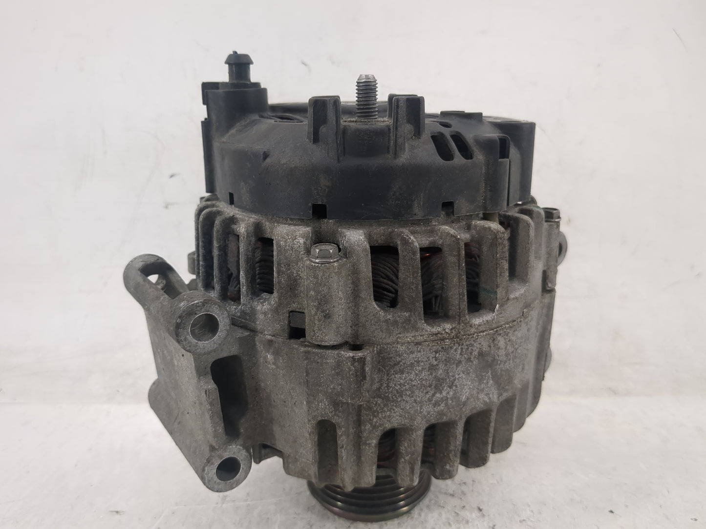 2015-2018 Audi A3 Alternator Replacement Generator Charging Assembly Engine OEM P/N:TG14C041 2611730G Fits OEM Used Auto Par