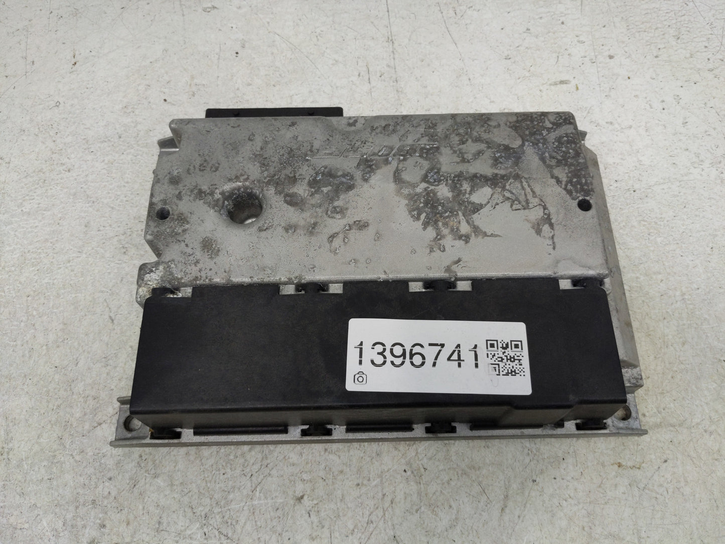 2015-2018 Audi A3 Radio AM FM Cd Player Receiver Replacement P/N:25810310 Fits Fits 2015 2016 2017 2018 OEM Used Auto Parts 