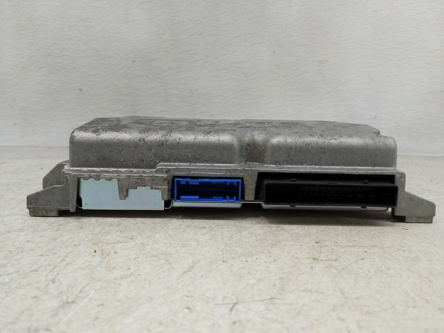 2015-2018 Audi A3 Radio AM FM Cd Player Receiver Replacement P/N:25810310 Fits Fits 2015 2016 2017 2018 OEM Used Auto Parts 