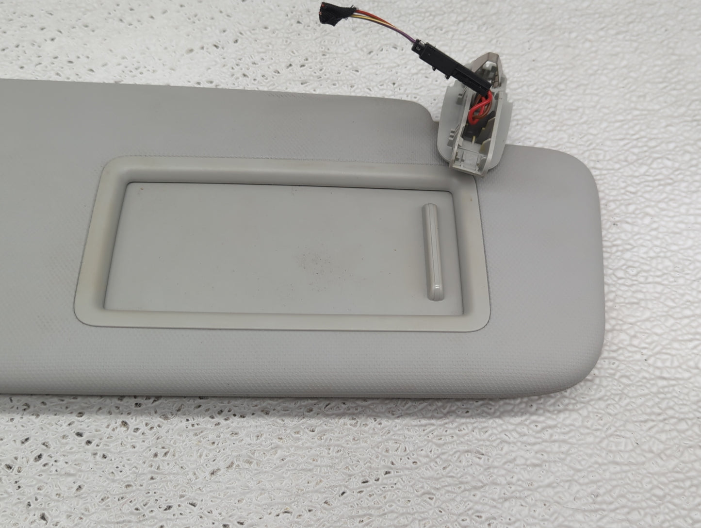 2015-2018 Audi A3 Sun Visor Shade Replacement Passenger Right Mirror Fits Fits 2015 2016 2017 2018 OEM Used Auto Parts - Oem