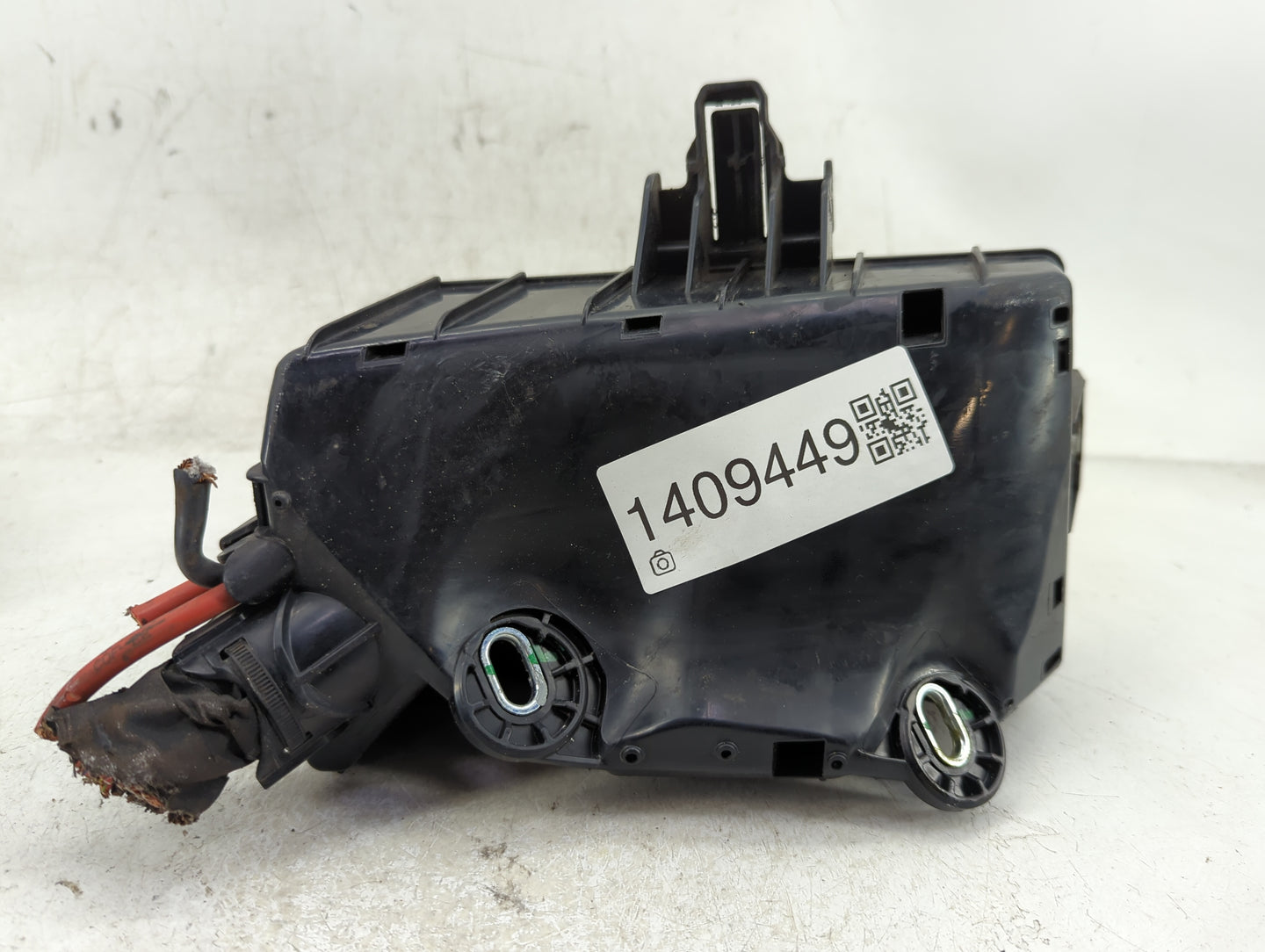 2015-2018 Audi A3 Fusebox Fuse Box Panel Relay Module P/N:6351-2835 6351-2832 Fits Fits 2015 2016 2017 2018 2019 2020 2021 O