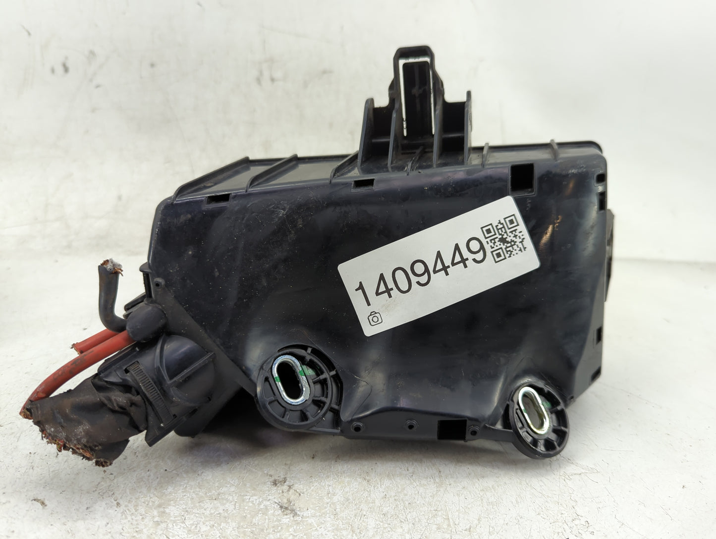 2015-2018 Audi A3 Fusebox Fuse Box Panel Relay Module P/N:6351-2835 6351-2832 Fits Fits 2015 2016 2017 2018 2019 2020 2021 O