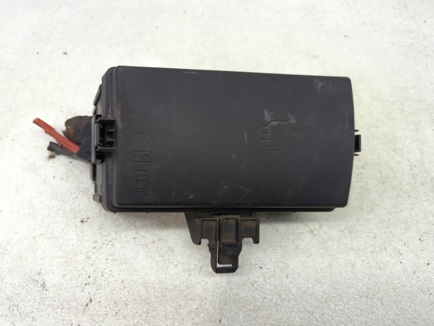 2015-2018 Audi A3 Fusebox Fuse Box Panel Relay Module P/N:6351-2386 5Q0 937 132 A Fits Fits 2015 2016 2017 2018 2019 2020 20