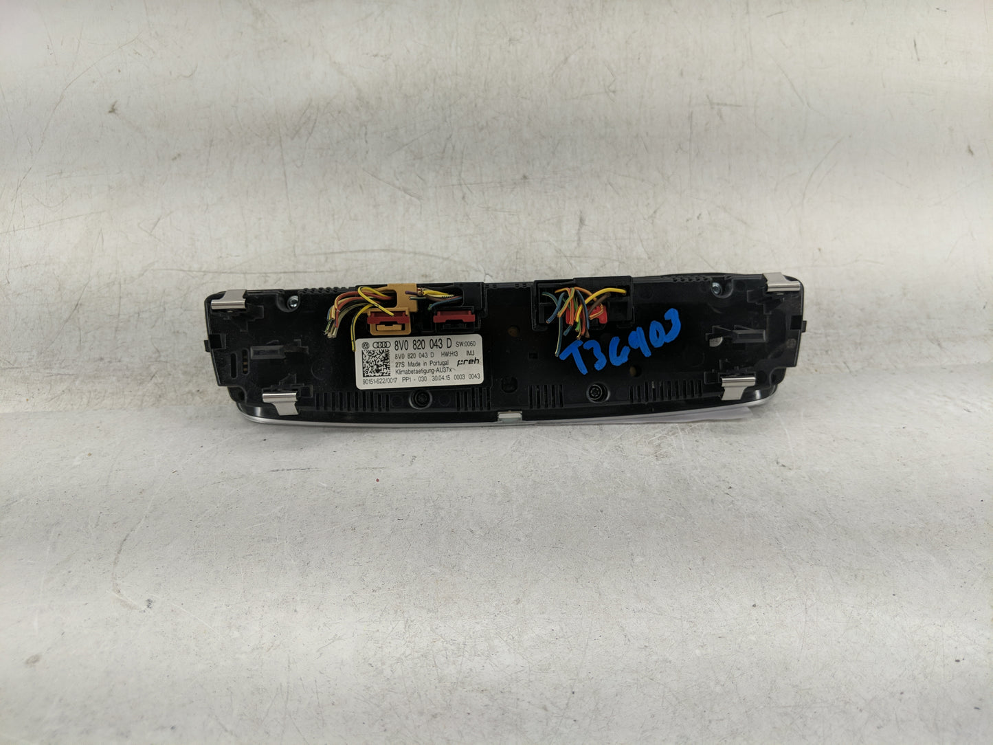 2015-2018 Audi A3 Climate Control Module Temperature AC/Heater Replacement P/N:8V0820043D Fits Fits 2015 2016 2017 2018 OEM 