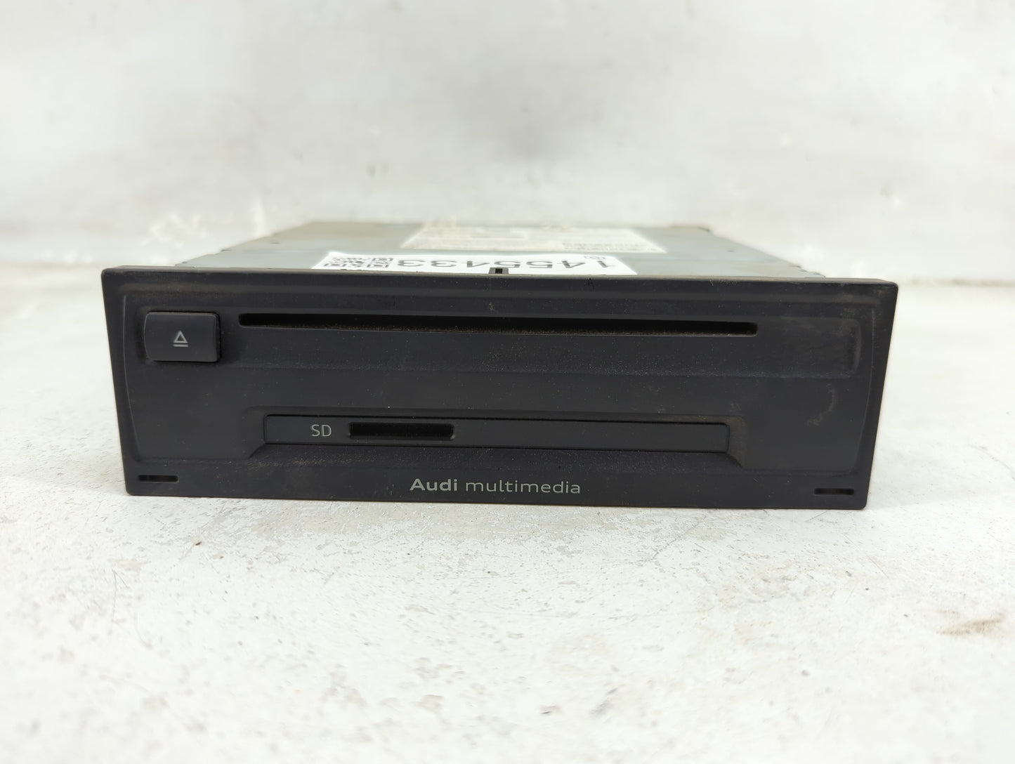 2016 Audi A3 Radio AM FM Cd Player Receiver Replacement P/N:8V0035878 8V0035844, CQ-SA15E4AE Fits OEM Used Auto Parts - Oemu