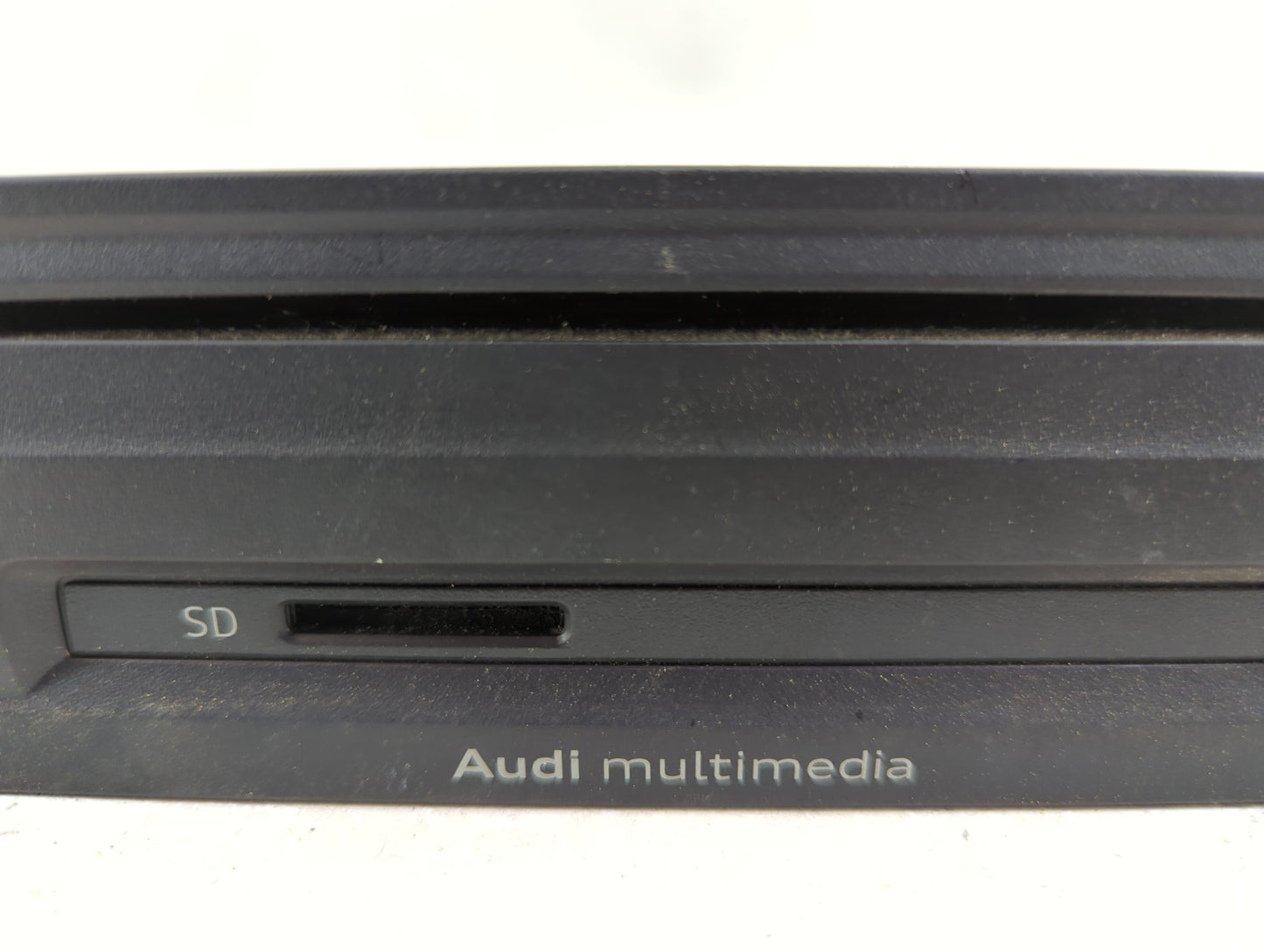 2016 Audi A3 Radio AM FM Cd Player Receiver Replacement P/N:8V0035878 8V0035844, CQ-SA15E4AE Fits OEM Used Auto Parts - Oemu