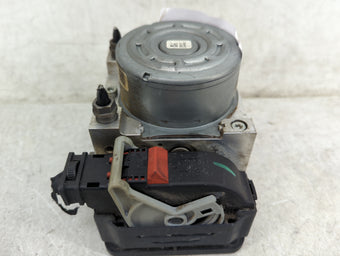compare product 2015-2016 Audi A3 ABS Pump Control Module Replacement P/N:3Q0614517AA 10.0220-0671.4 Fits Fits 2015 2016 OEM Used Auto Parts