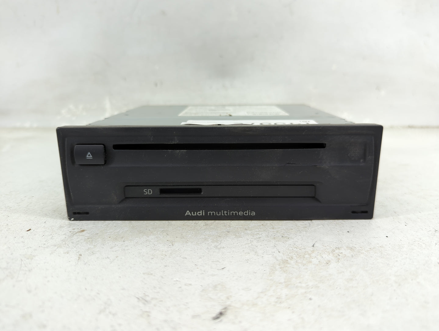 2015-2018 Audi A3 Radio AM FM Cd Player Receiver Replacement P/N:8V0 035 844 C Fits Fits 2015 2016 2017 2018 OEM Used Auto P