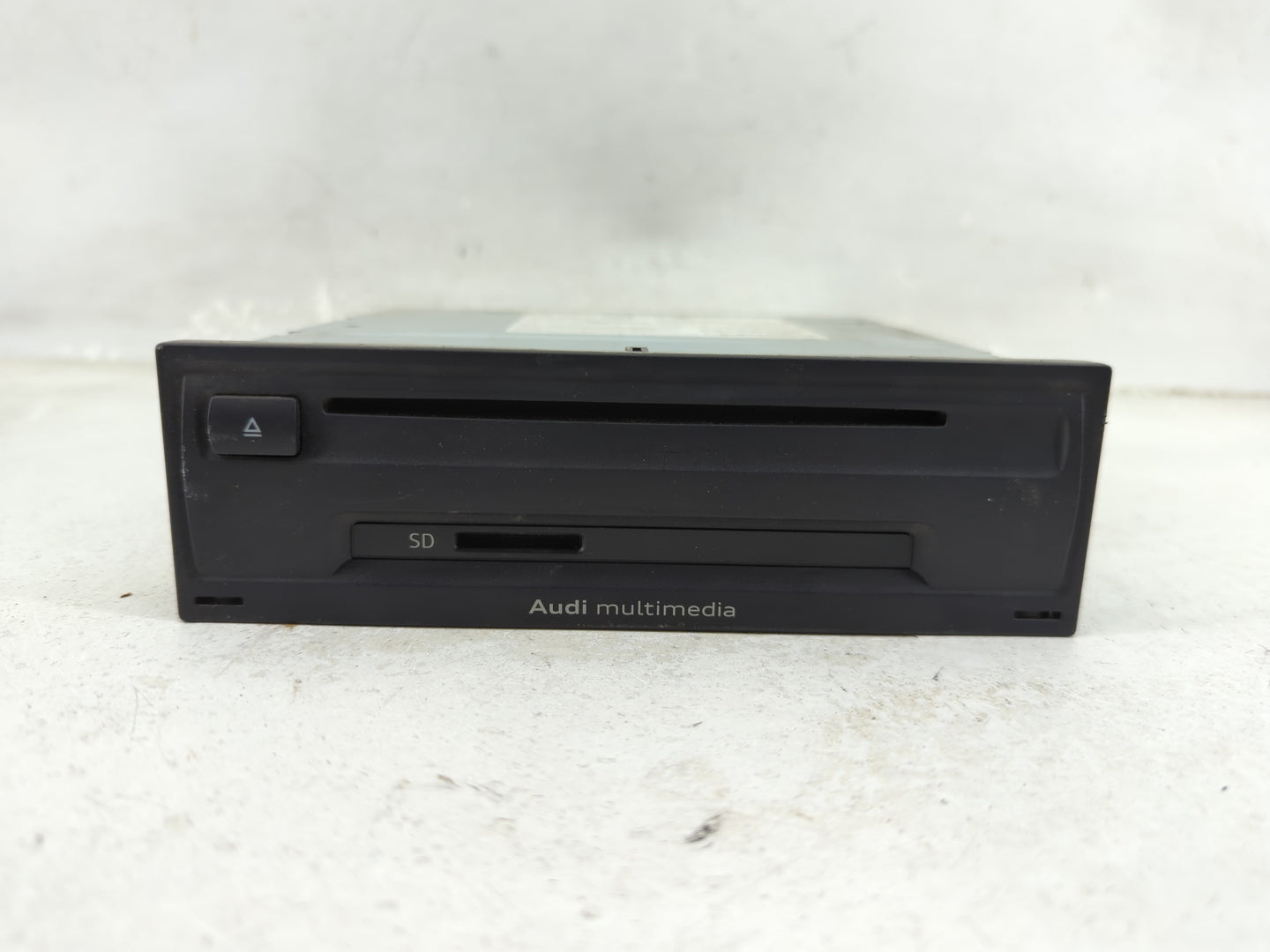 2015-2018 Audi A3 Radio AM FM Cd Player Receiver Replacement P/N:8V0 035 844 C Fits Fits 2015 2016 2017 2018 OEM Used Auto P