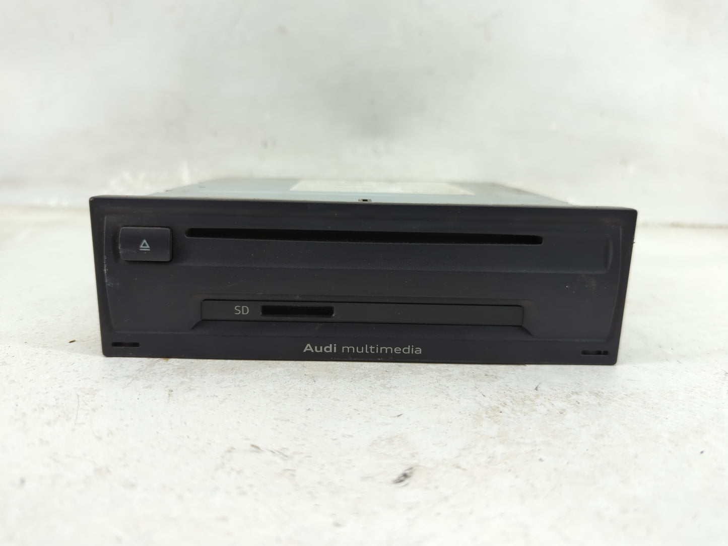 2015-2018 Audi A3 Radio AM FM Cd Player Receiver Replacement P/N:8V0 035 844 C Fits Fits 2015 2016 2017 2018 OEM Used Auto P