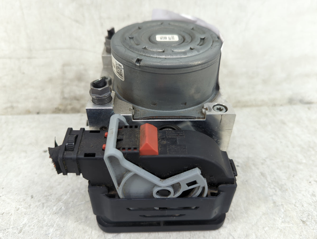 2015-2016 Audi A3 Anti-Lock Brake ABS Pump Module Actuator OEM P/N:3Q0614517K 10.0220-0551.4 Fits Fits 2015 2016 OEM Used Au