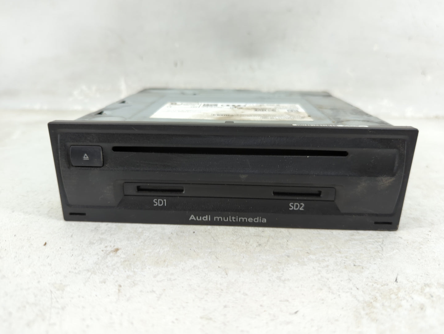 2015-2018 Audi A3 Radio AM FM Cd Player Receiver Replacement P/N:8V1 035 652 B Fits Fits 2015 2016 2017 2018 OEM Used Auto P