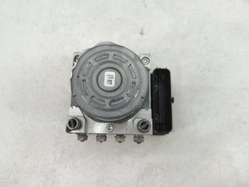 2015-2016 Audi A3 ABS Pump Control Module Replacement P/N:3Q0 614 517 AA Fits Fits 2015 2016 OEM Used Auto Parts - Oemusedau