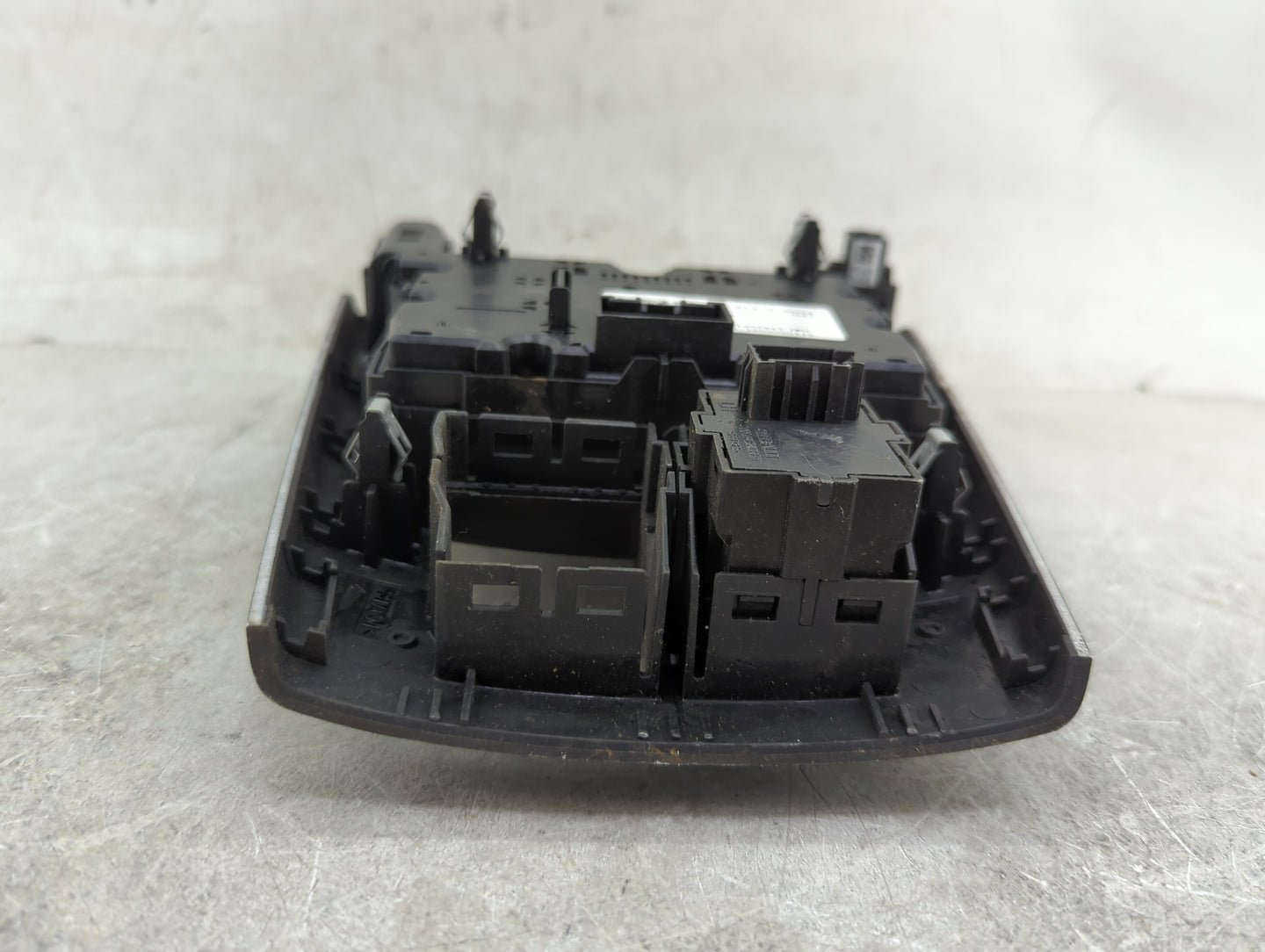 2015-2018 Audi A3 Radio Control Panel 1456043 - Oemusedautoparts1.com