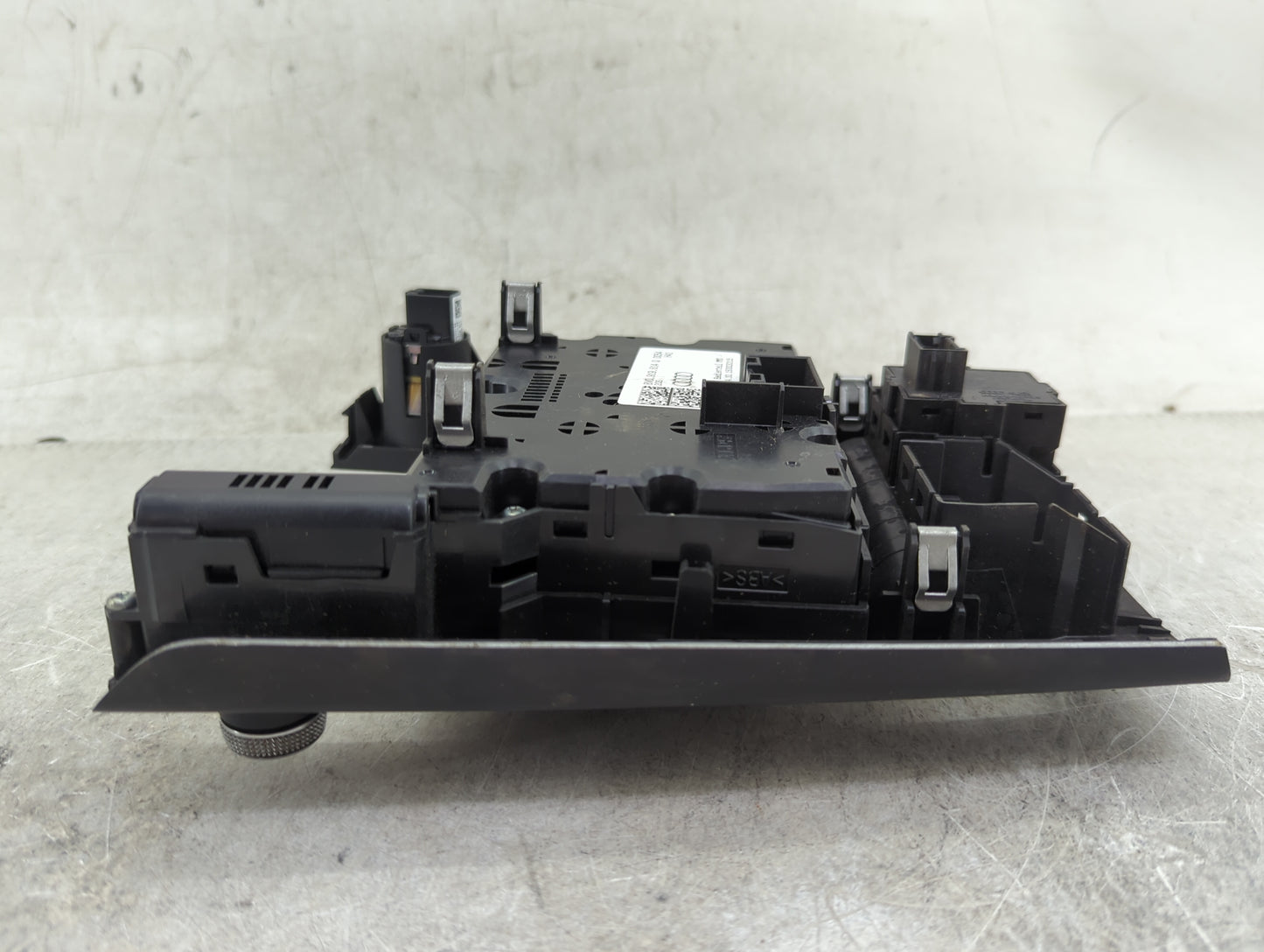 2015-2018 Audi A3 Radio Control Panel 1456043 - Oemusedautoparts1.com