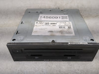 2015-2018 Audi A3 Radio AM FM Cd Player Receiver Replacement P/N:8V1 035 652 B Fits Fits 2015 2016 2017 2018 OEM Used Auto P
