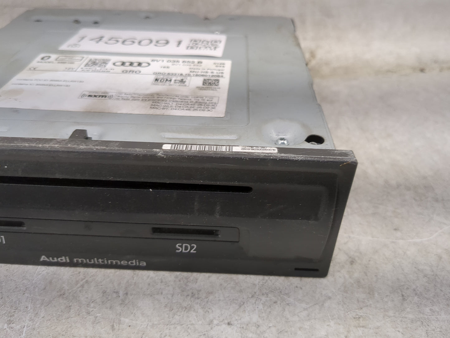 2015-2018 Audi A3 Radio AM FM Cd Player Receiver Replacement P/N:8V1 035 652 B Fits Fits 2015 2016 2017 2018 OEM Used Auto P