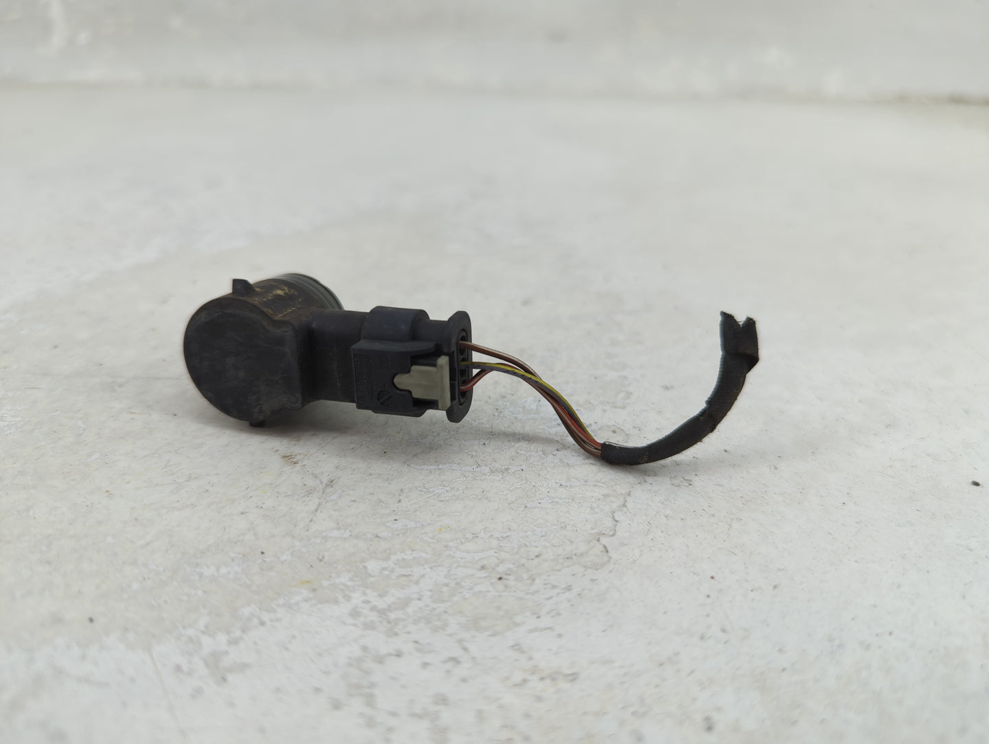 2016 Audi A3 Front Park Assist Sensor Black - Oemusedautoparts1.com
