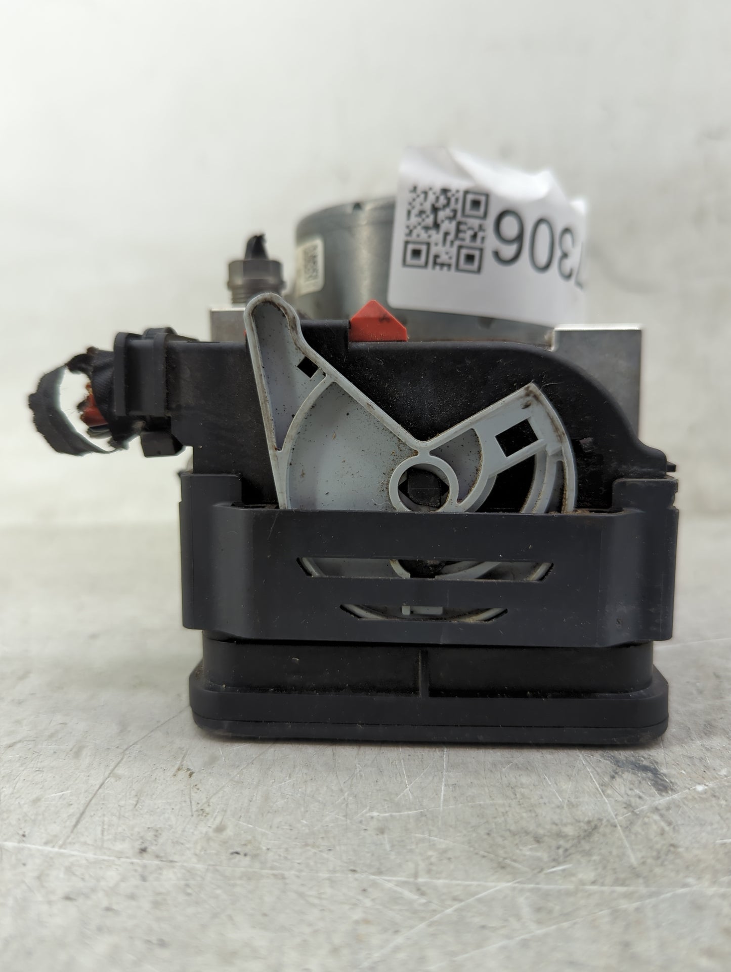2015-2016 Audi A3 ABS Pump Control Module Replacement P/N:3Q0614517AA 10.0220-0671.4, 3Q0907379AA Fits Fits 2015 2016 OEM Us