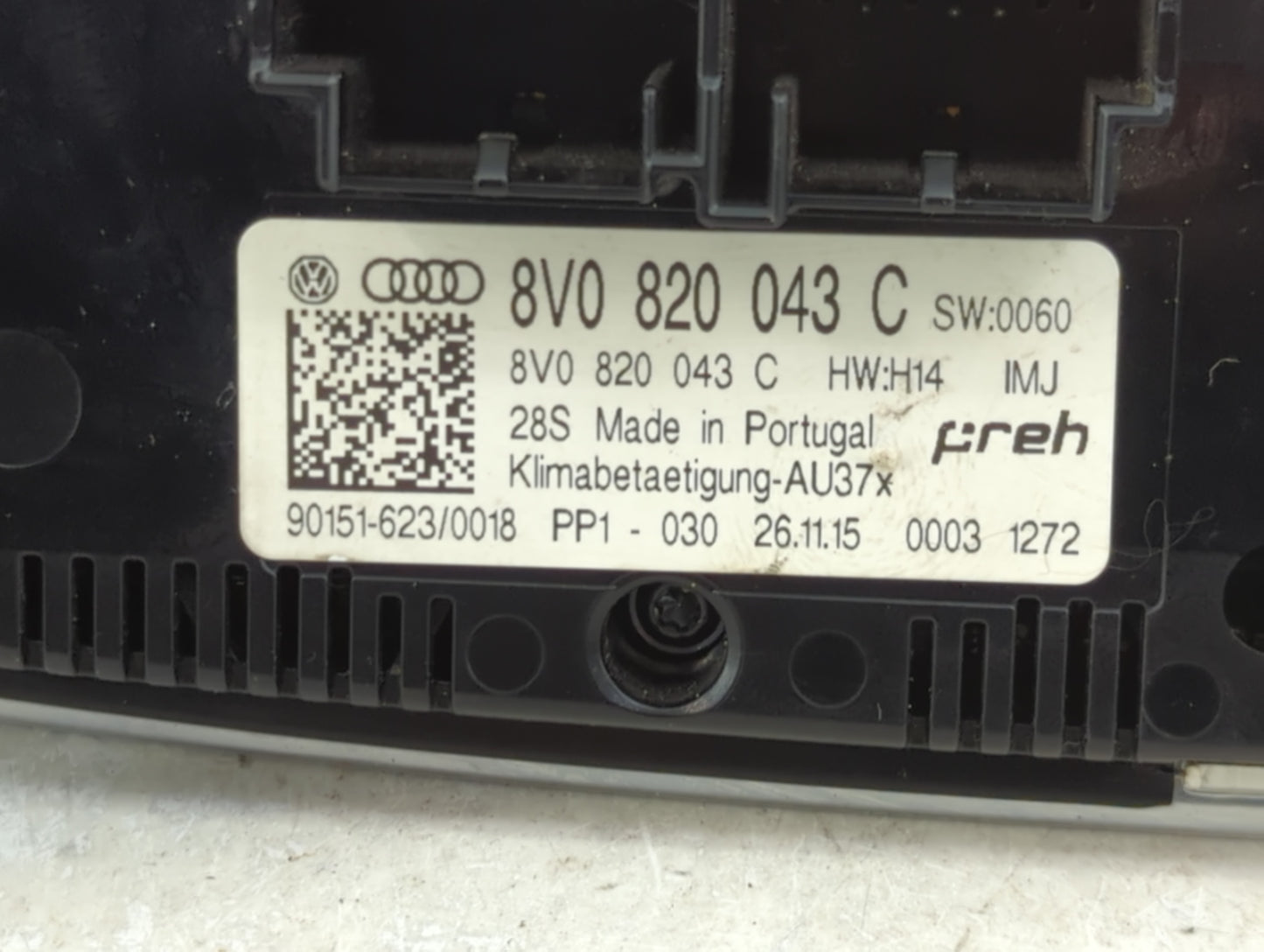 2015-2018 Audi A3 Climate Control Module Temperature AC/Heater Replacement P/N:8V0 820 043 C Fits Fits 2015 2016 2017 2018 O