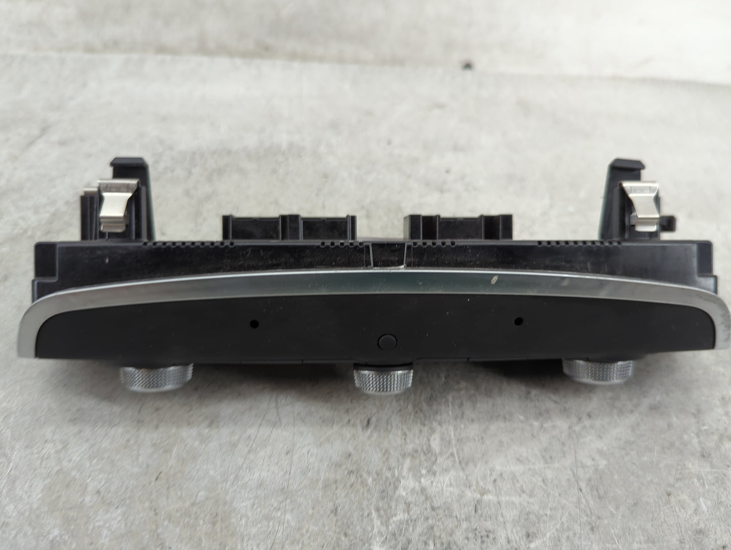 2015-2018 Audi A3 Climate Control Module Temperature AC/Heater Replacement P/N:8V0 820 043 D Fits Fits 2015 2016 2017 2018 O