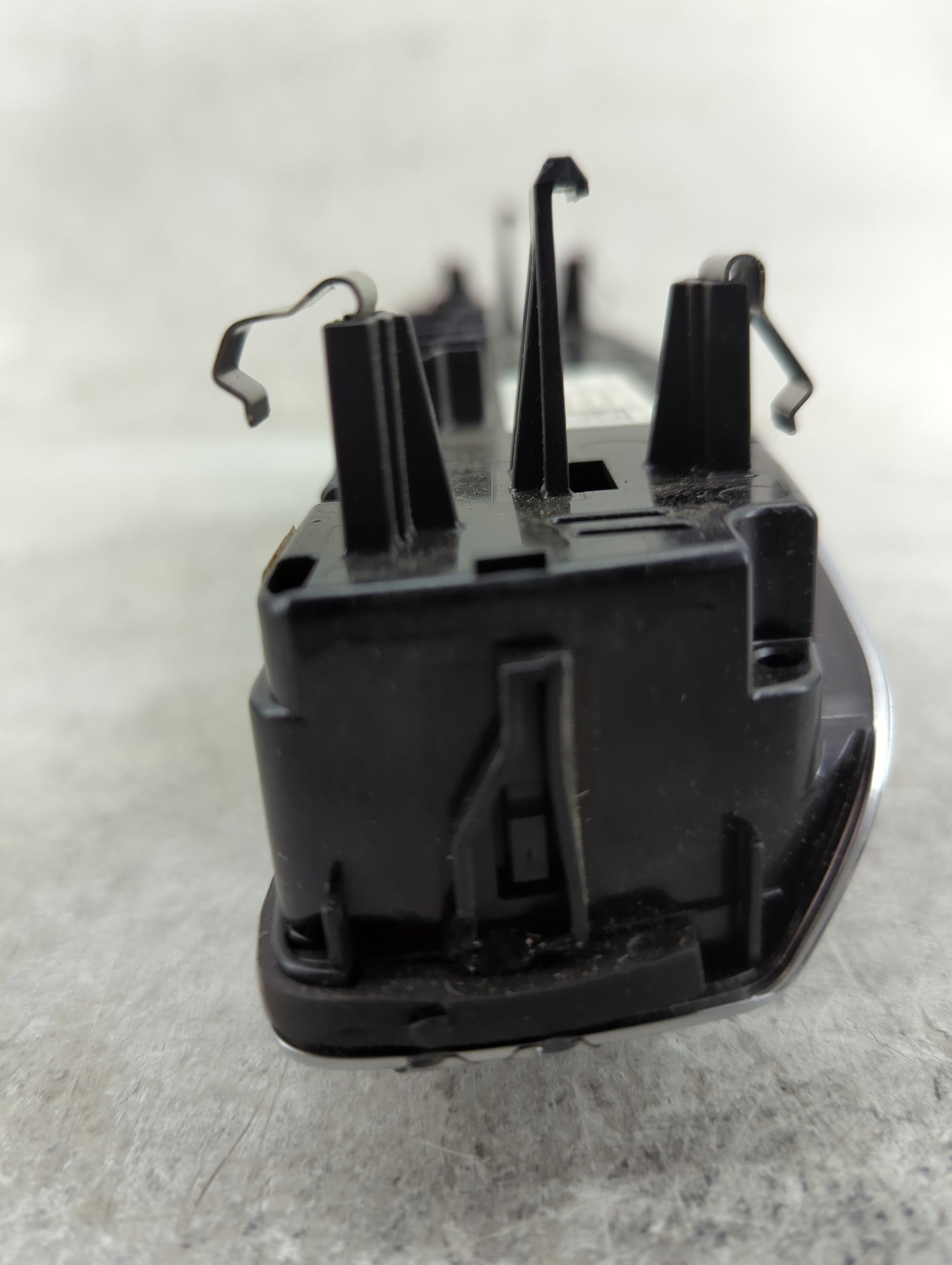 2015-2018 Audi A3 Climate Control Module Temperature AC/Heater Replacement P/N:8V0 820 043 D Fits Fits 2015 2016 2017 2018 O