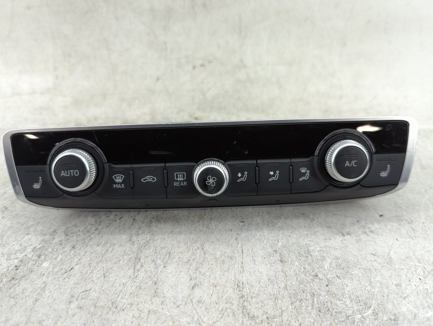 2015-2018 Audi A3 Climate Control Module Temperature AC/Heater Replacement P/N:8V0 820 043 D Fits Fits 2015 2016 2017 2018 O