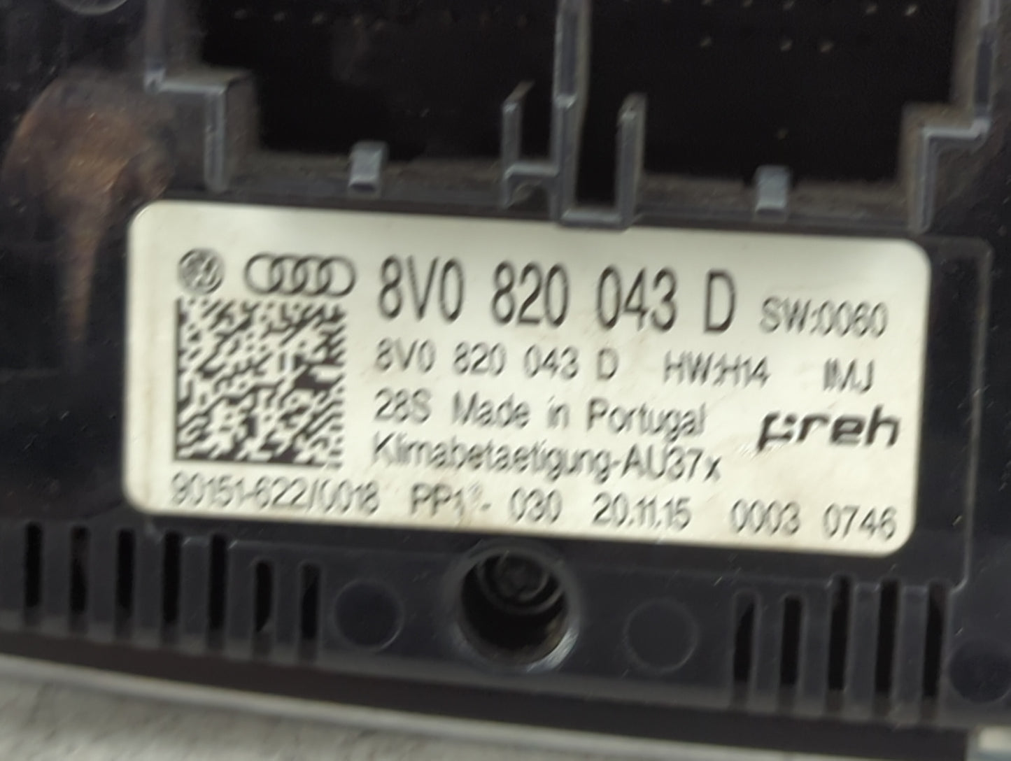 2015-2018 Audi A3 Climate Control Module Temperature AC/Heater Replacement P/N:8V0 820 043 D Fits Fits 2015 2016 2017 2018 O
