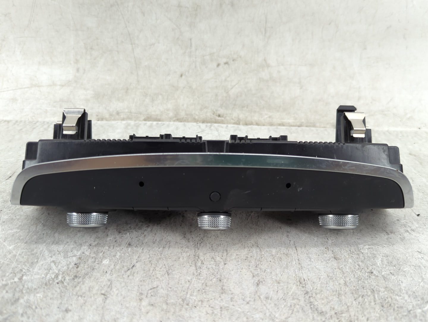 2015-2018 Audi A3 Climate Control Module Temperature AC/Heater Replacement P/N:8V0 820 043 D Fits Fits 2015 2016 2017 2018 O