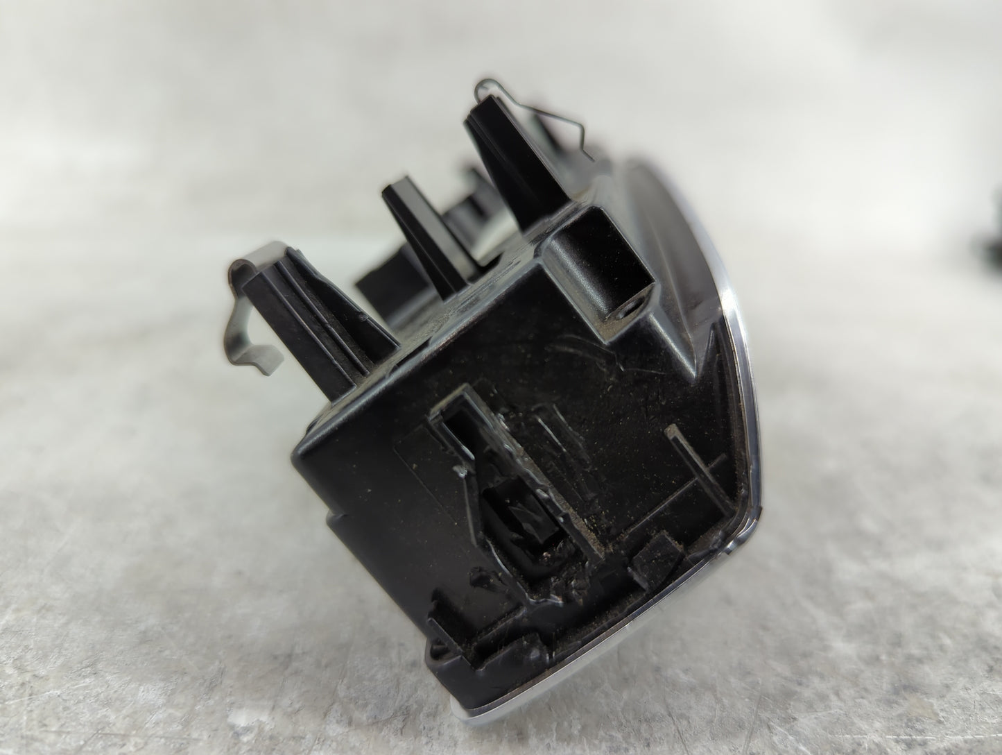 2015-2018 Audi A3 Climate Control Module Temperature AC/Heater Replacement P/N:8V0 820 043 D Fits Fits 2015 2016 2017 2018 O