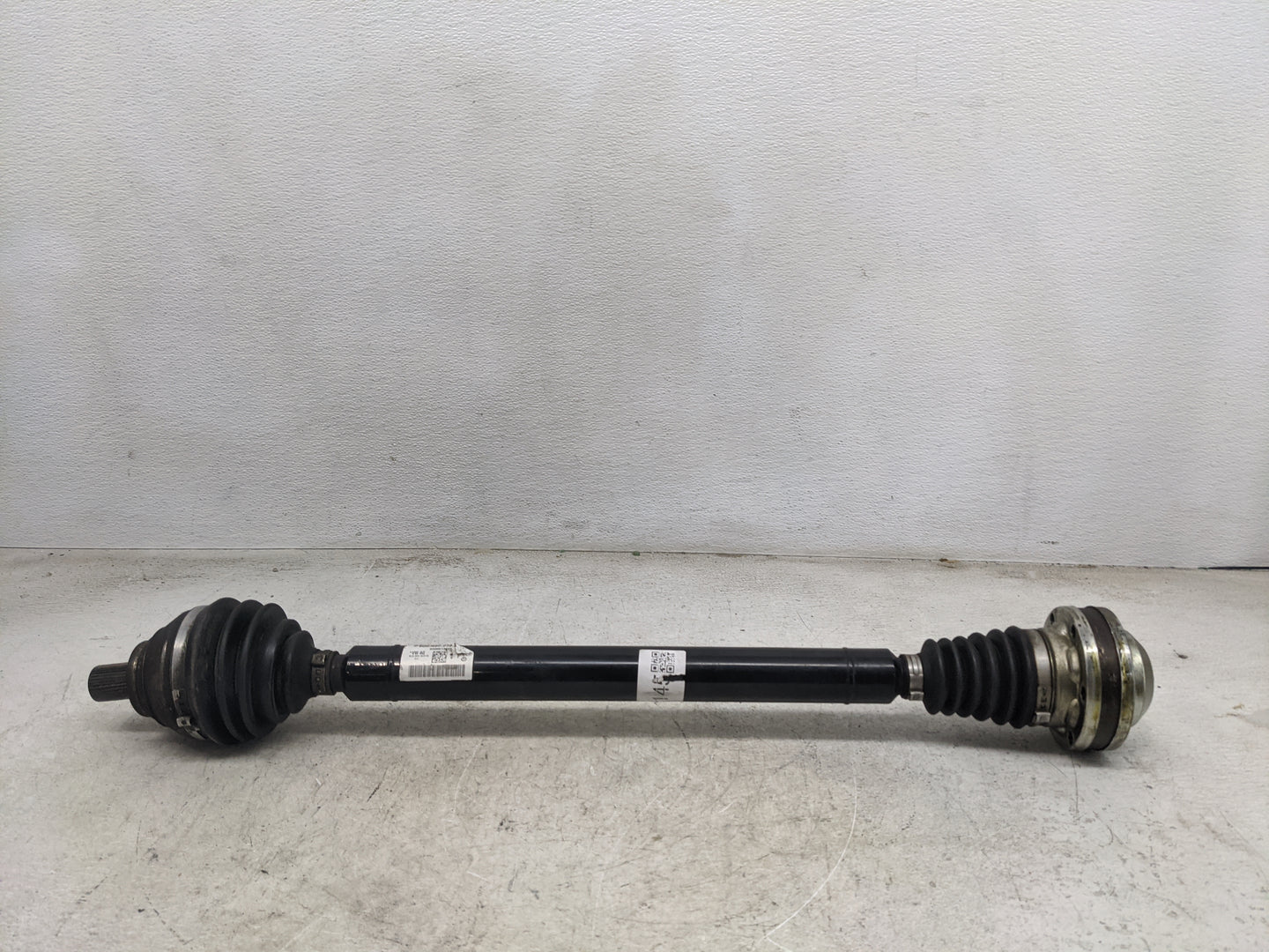 2015-2016 Audi A3 Axle Shaft Front Passenger Cv C/v 1461145 - Oemusedautoparts1.com
