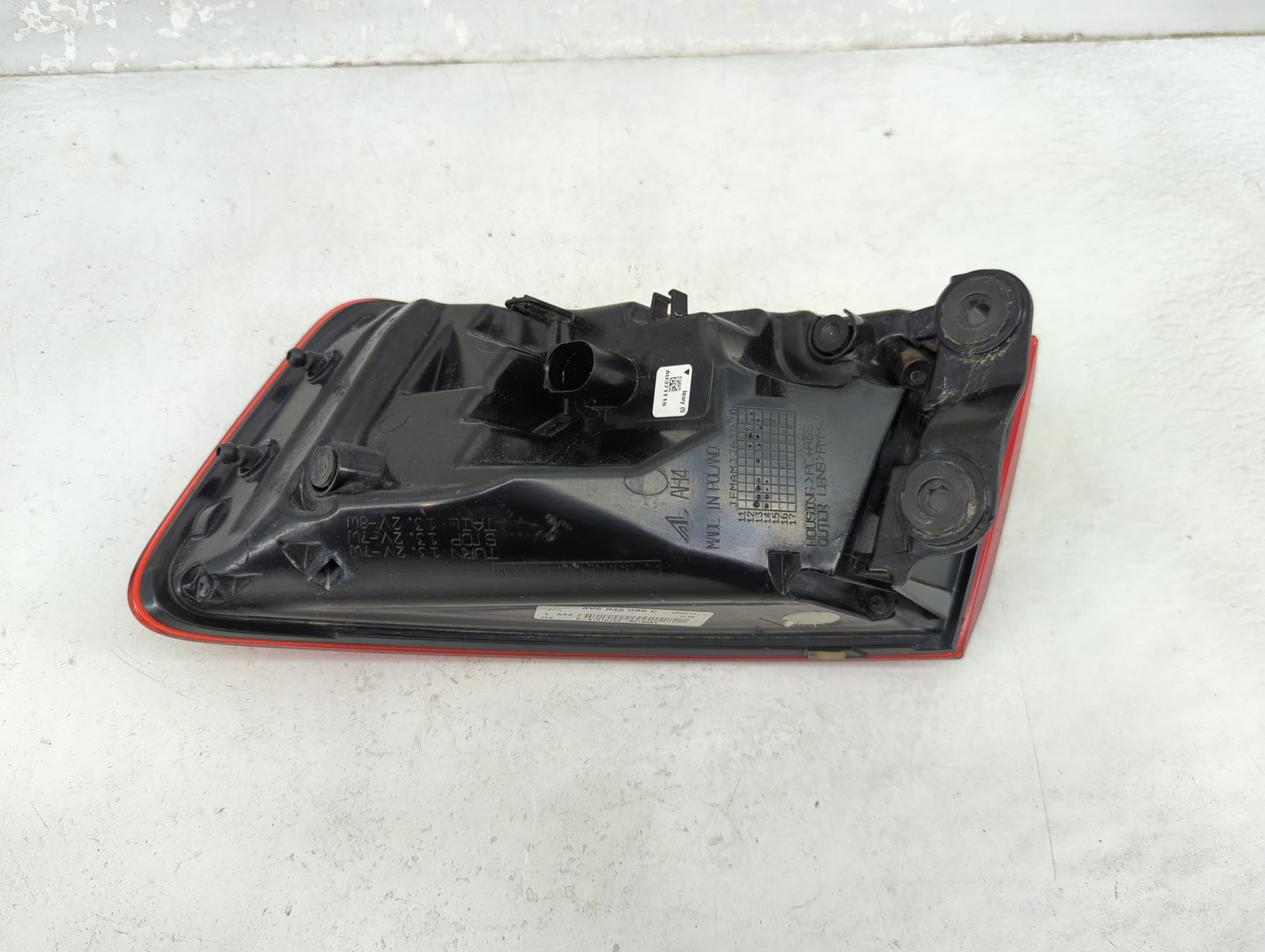 2015-2016 Audi A3 Tail Light Assembly Driver Left OEM P/N:8V5945095C Fits Fits 2015 2016 OEM Used Auto Parts - Oemusedautopa